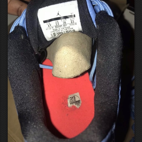 Air Jordan 9 Retro Low University Blue And White - Picture 4 of 5